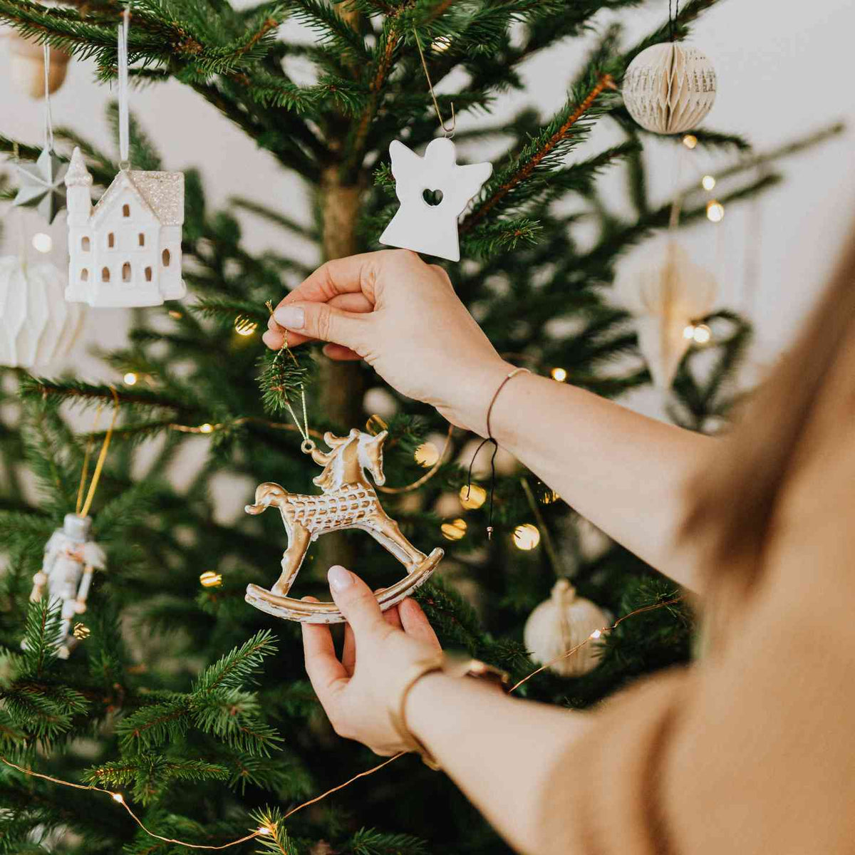 The trendy colors for Christmas 2022 in the home decor slooparredi.it